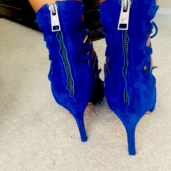 Joie size EU 39.5 lace up bootie. Blue suede. - Picture 4 of 5